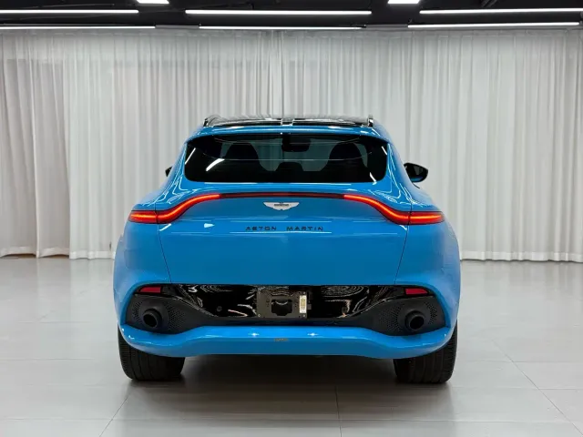 Aston Martin DBX — Фото автомобиля 5