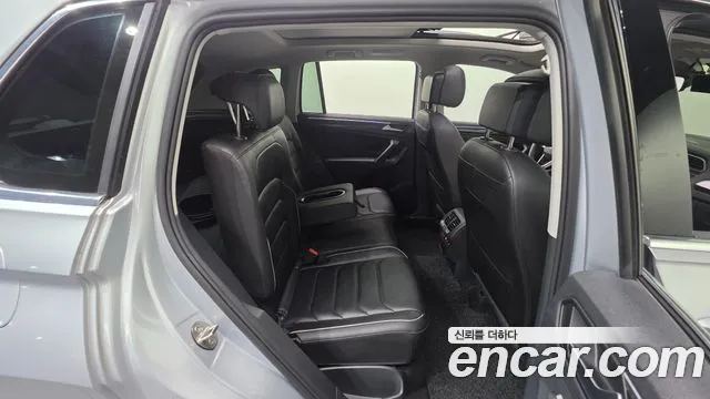 Volkswagen Tiguan Tiguan 2 поколение 2.0 TDI Prestige — Фото автомобиля 15