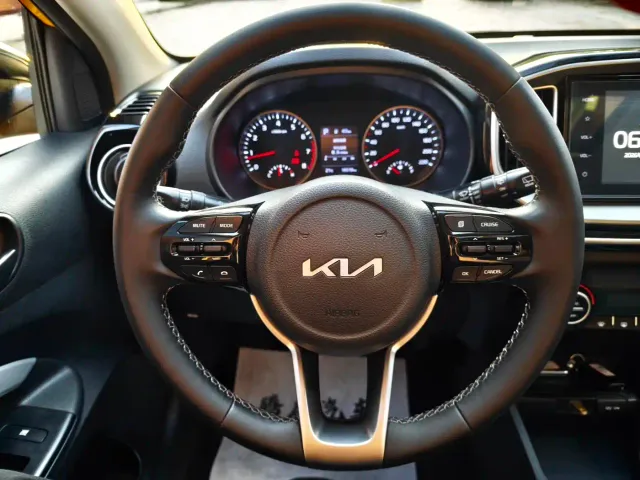 Kia KX1 — Фото автомобиля 11