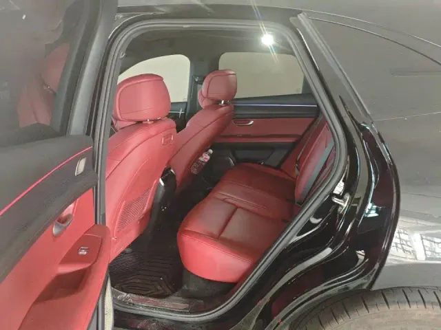 Aito M5 — Фото автомобиля 15