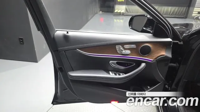 Mercedes-Benz E-Class W213 — Фото автомобиля 13