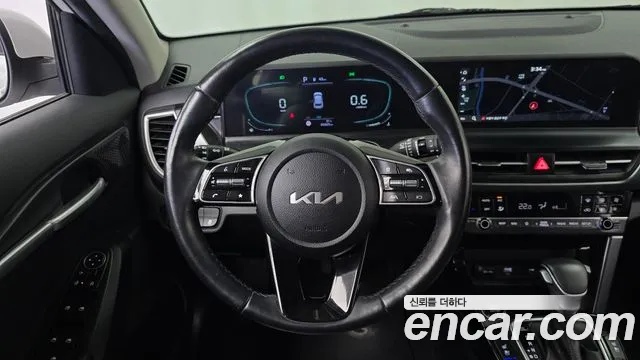 Kia Seltos Новый Seltos Бензин 2.0 2WD — Фото автомобиля 13