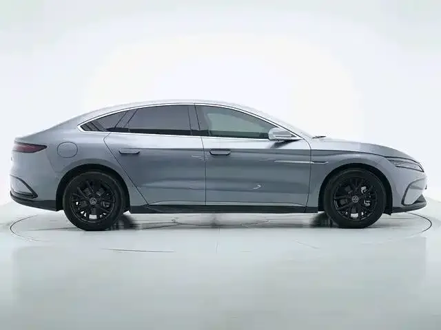 BYD Han — Фото автомобиля 5