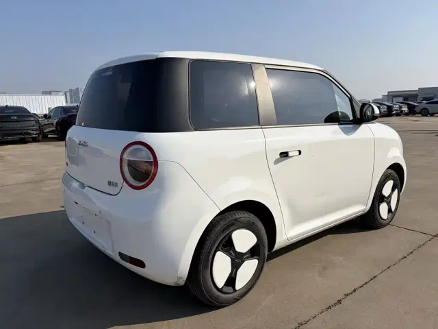 Changan Lumin — Фото автомобиля 6