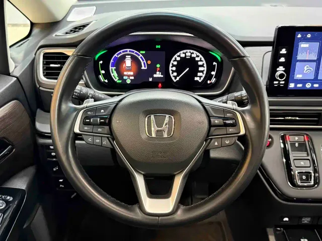 Honda Odyssey — Фото автомобиля 4