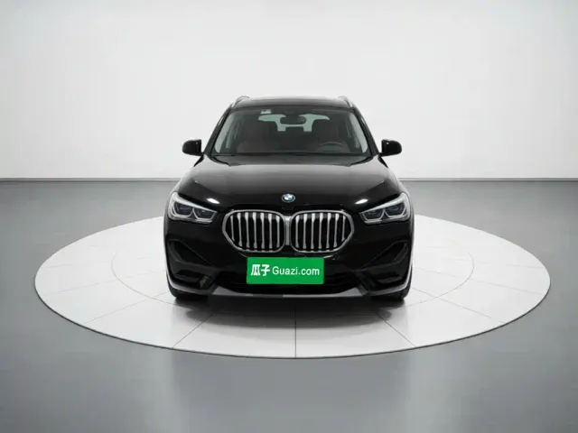 BMW X1 — Фото автомобиля 2