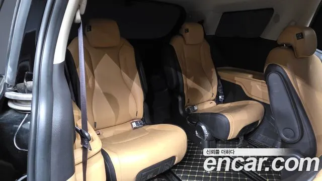 Kia Carnival 4th Gen — Фото автомобиля 19