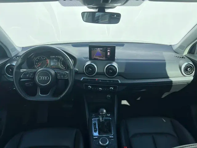 Audi Q2L — Фото автомобиля 6