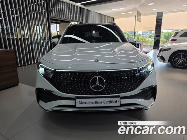 Mercedes-Benz EQB X243 — Фото автомобиля 3