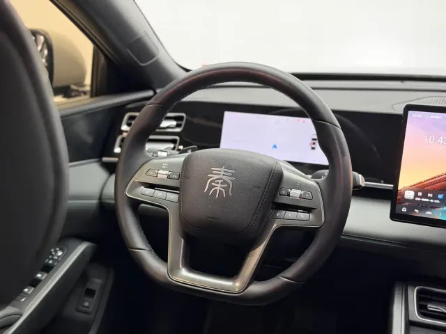 BYD Qin L — Фото автомобиля 16