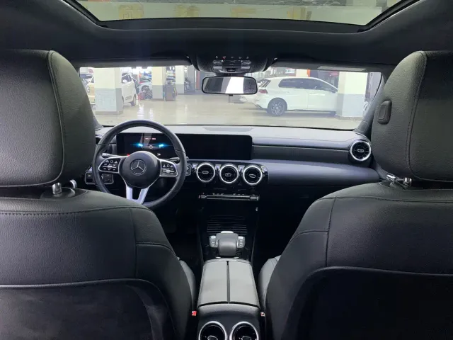 Mercedes-Benz A-Class — Фото автомобиля 16