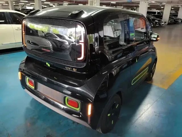 Baojun KiWi EV — Фото автомобиля 6