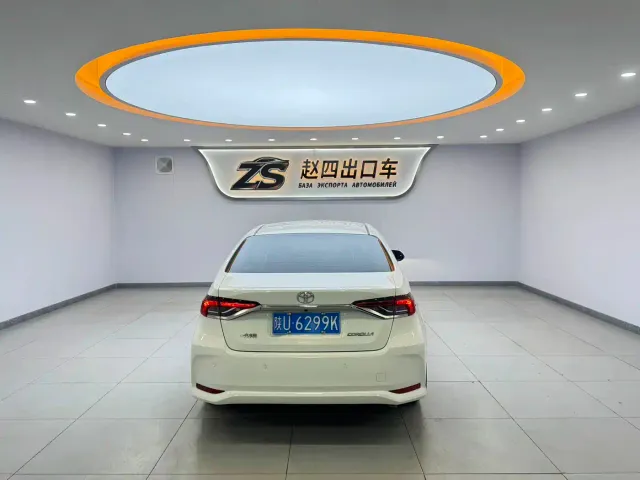 Toyota Corolla — Фото автомобиля 5