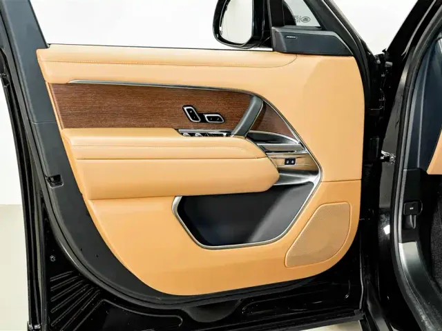 Land Rover Range Rover — Фото автомобиля 17