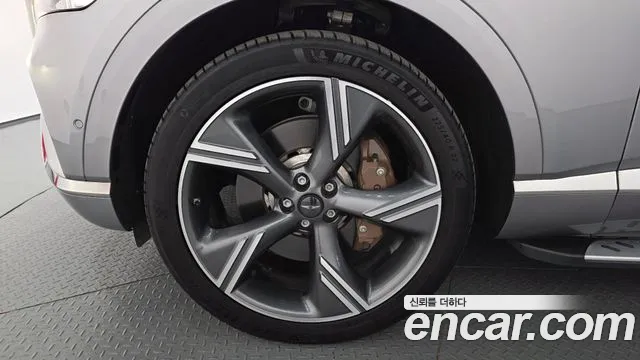 Genesis GV80 — Фото автомобиля 5