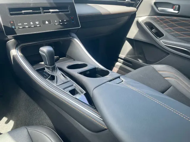 Toyota Avalon — Фото автомобиля 20