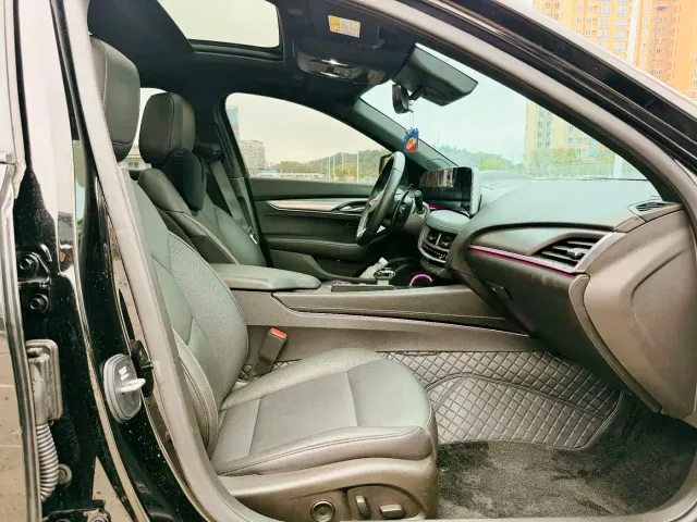 Cadillac CT5 — Фото автомобиля 4