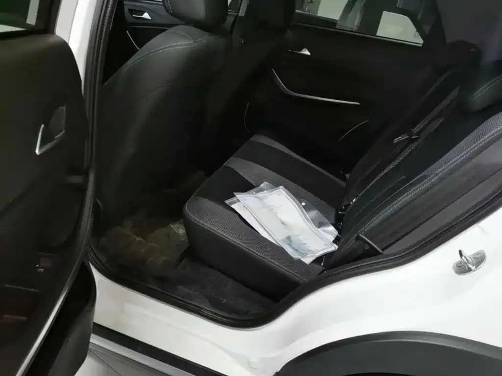 Chery Tiggo 3x 2024 1.5L CVT Excellence — Фото автомобиля 16