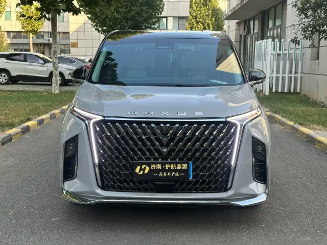 Maxus G90 — Фото автомобиля 2