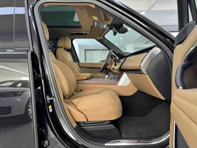 Land Rover Range Rover — Фото автомобиля 16