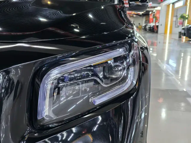 Mercedes-Benz GLB AMG — Фото автомобиля 5