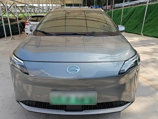 GAC Aion Y — Фото автомобиля 2
