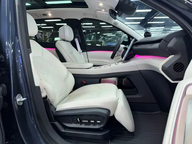 Nio ES7 — Фото автомобиля 10