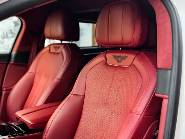 Bentley Flying Spur — Фото автомобиля 9