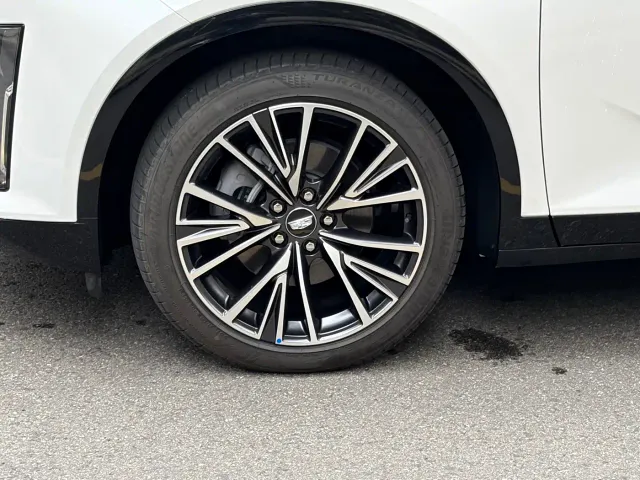 Cadillac GT4 — Фото автомобиля 6