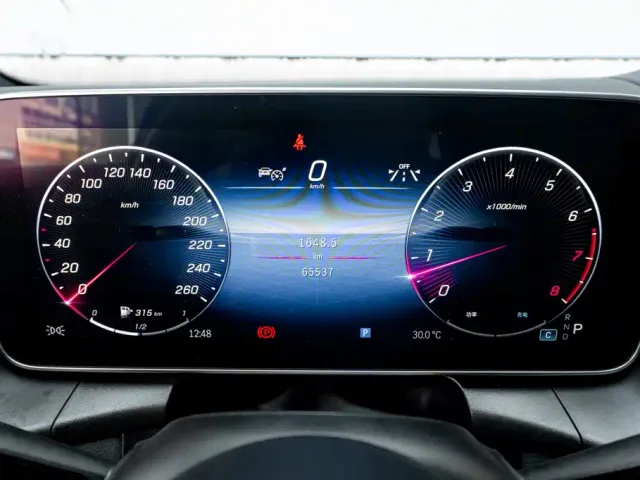 Mercedes-Benz GLC-Class — Фото автомобиля 13