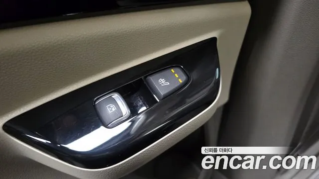 Kia Carnival — Фото автомобиля 19
