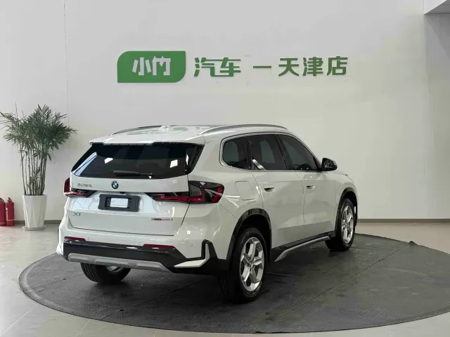 BMW X1 — Фото автомобиля 3