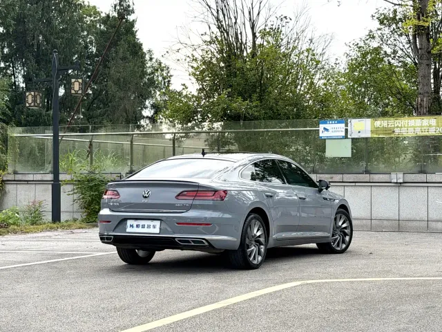 Volkswagen CC — Фото автомобиля 9