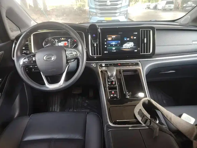 GAC Trumpchi M8 — Фото автомобиля 9