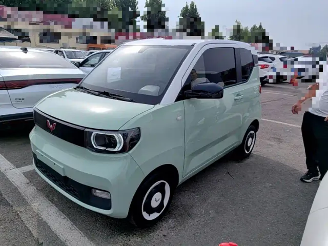 Фотография автомобиля — Wuling Hongguang Mini EV