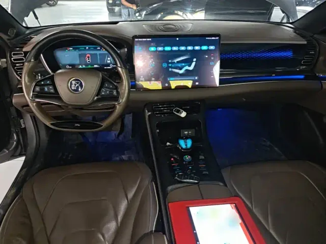 BYD Han — Фото автомобиля 9