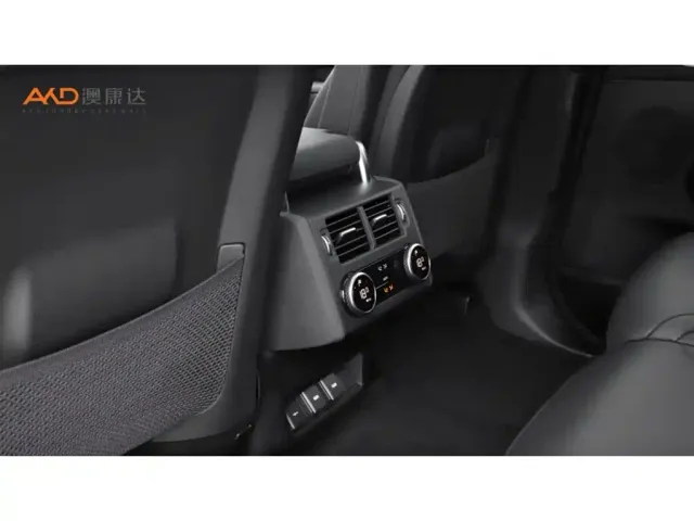 Land Rover Discovery — Фото автомобиля 10