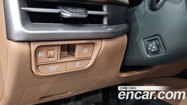 Hyundai Grandeur GN7 — Фото автомобиля 28