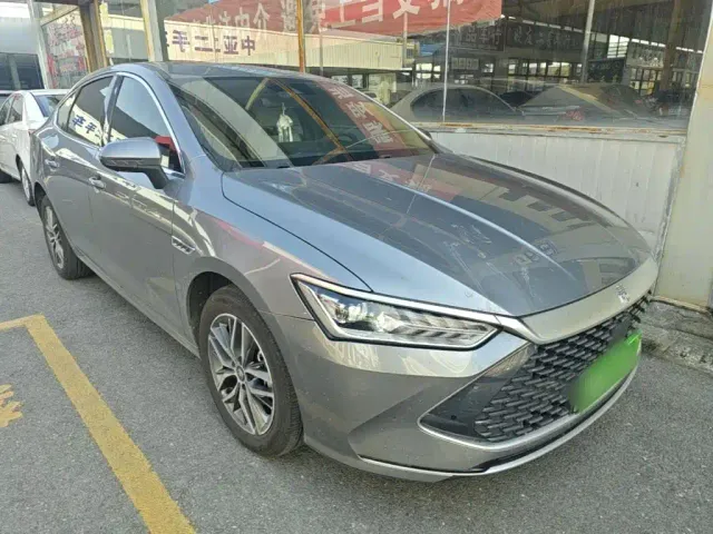 BYD Qin PLUS — Фото автомобиля 3