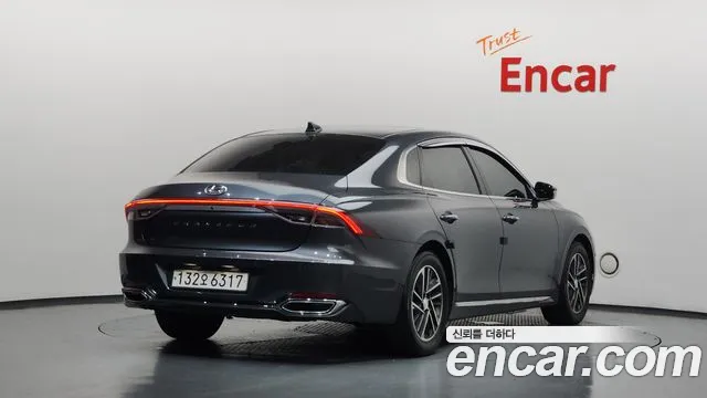 Hyundai Grandeur Новый Grandeur IG — Фото автомобиля 2