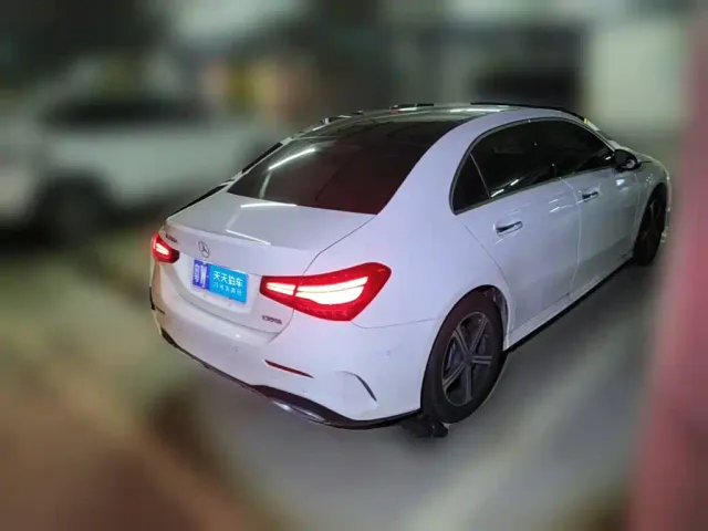 Mercedes-Benz A-Class — Фото автомобиля 2
