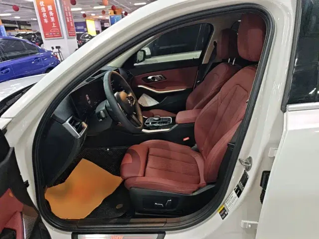 BMW i3 — Фото автомобиля 14