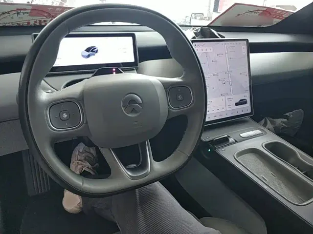 Nio ET5 Touring — Фото автомобиля 9