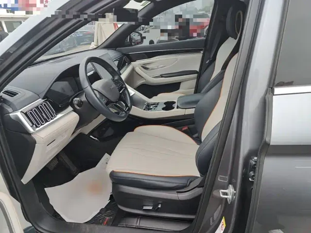 BYD Song PLUS — Фото автомобиля 14