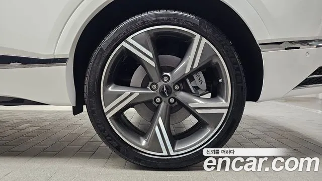 Genesis GV80 — Фото автомобиля 21