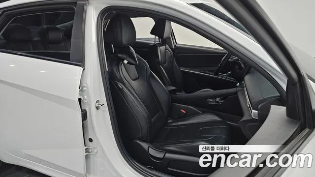 Hyundai AVANTE — Фото автомобиля 26