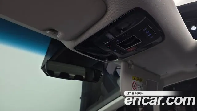 Hyundai Staria — Фото автомобиля 24