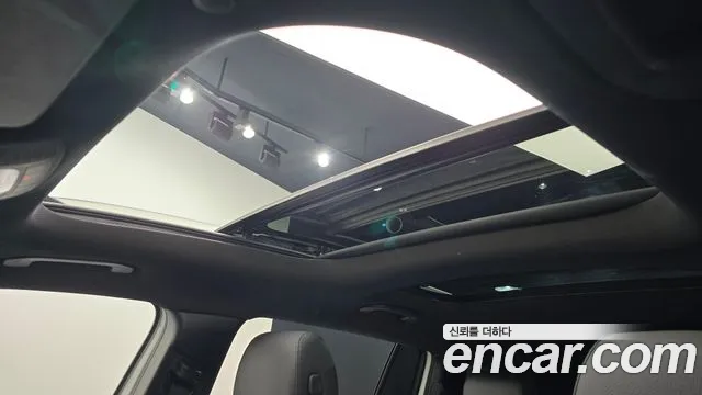 Mercedes-Benz GLB-Class — Фото автомобиля 24