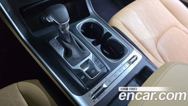 Kia Canival Carnival 4 поколение Дизель 9 мест Prestige — Фото автомобиля 9