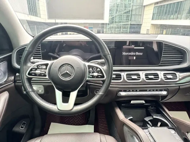 Mercedes-Benz GLE-Class — Фото автомобиля 5